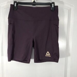 Reebok Women's Dark Purple Athletic Shorts Size Medium CB-04